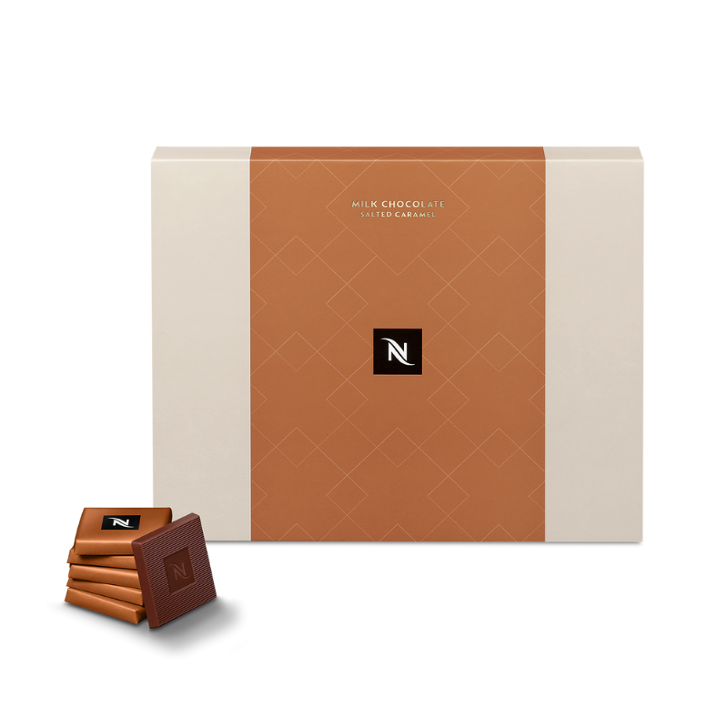 Piimašokolaadi ruudud soolatud karamellitükkidega